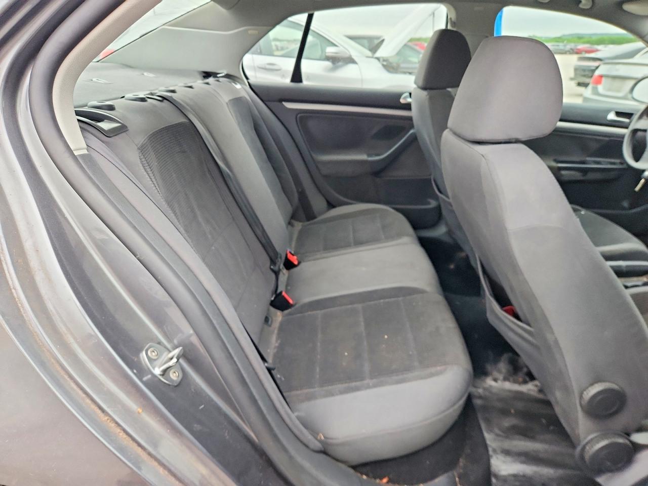 2008 Volkswagen Jetta VIN 3VWJM71K88M151160 photo 10