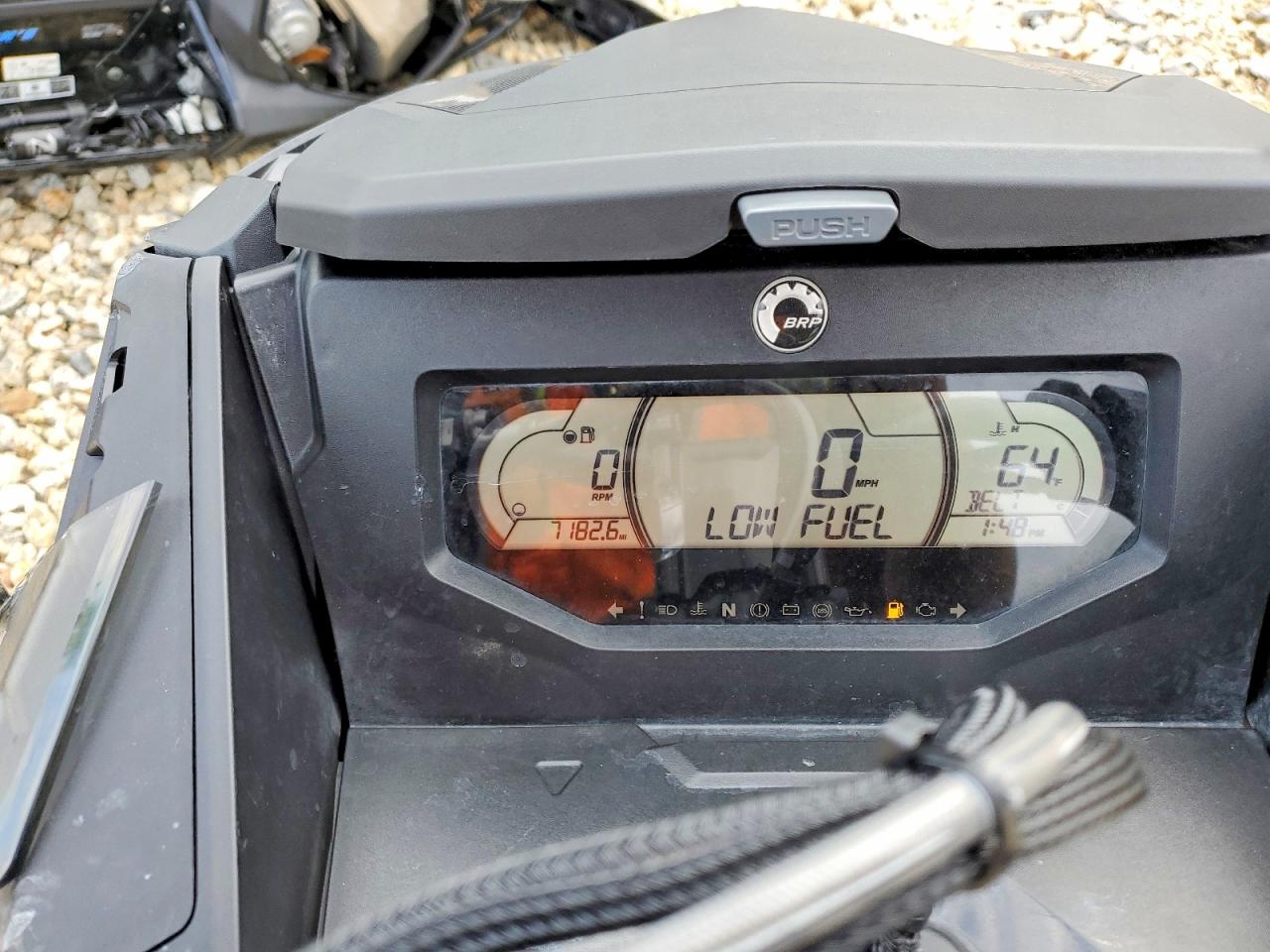 2025 SKIDOO Xrs renega VIN 2BPSUYS38SV000007 photo 8