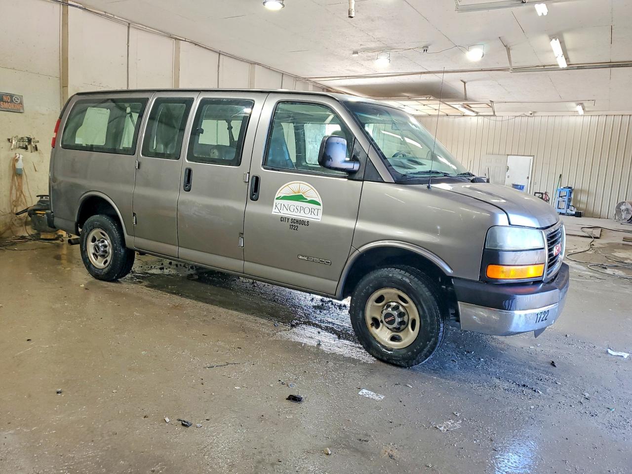 2006 GMC Savana VIN 1GKGG25V961272712 photo 4