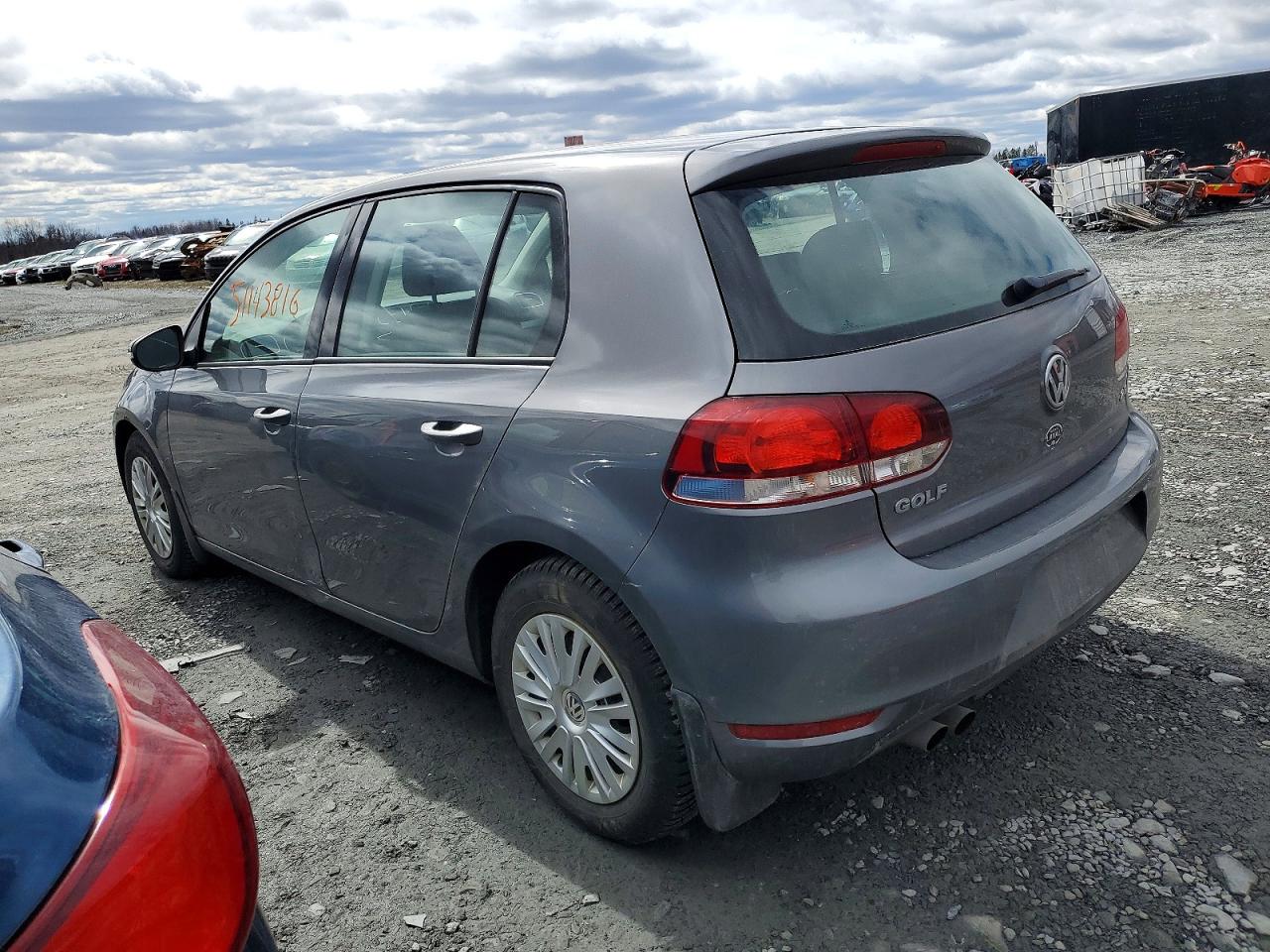 2013 Volkswagen Golf VIN WVWDA7AJ4DW124127 photo 2