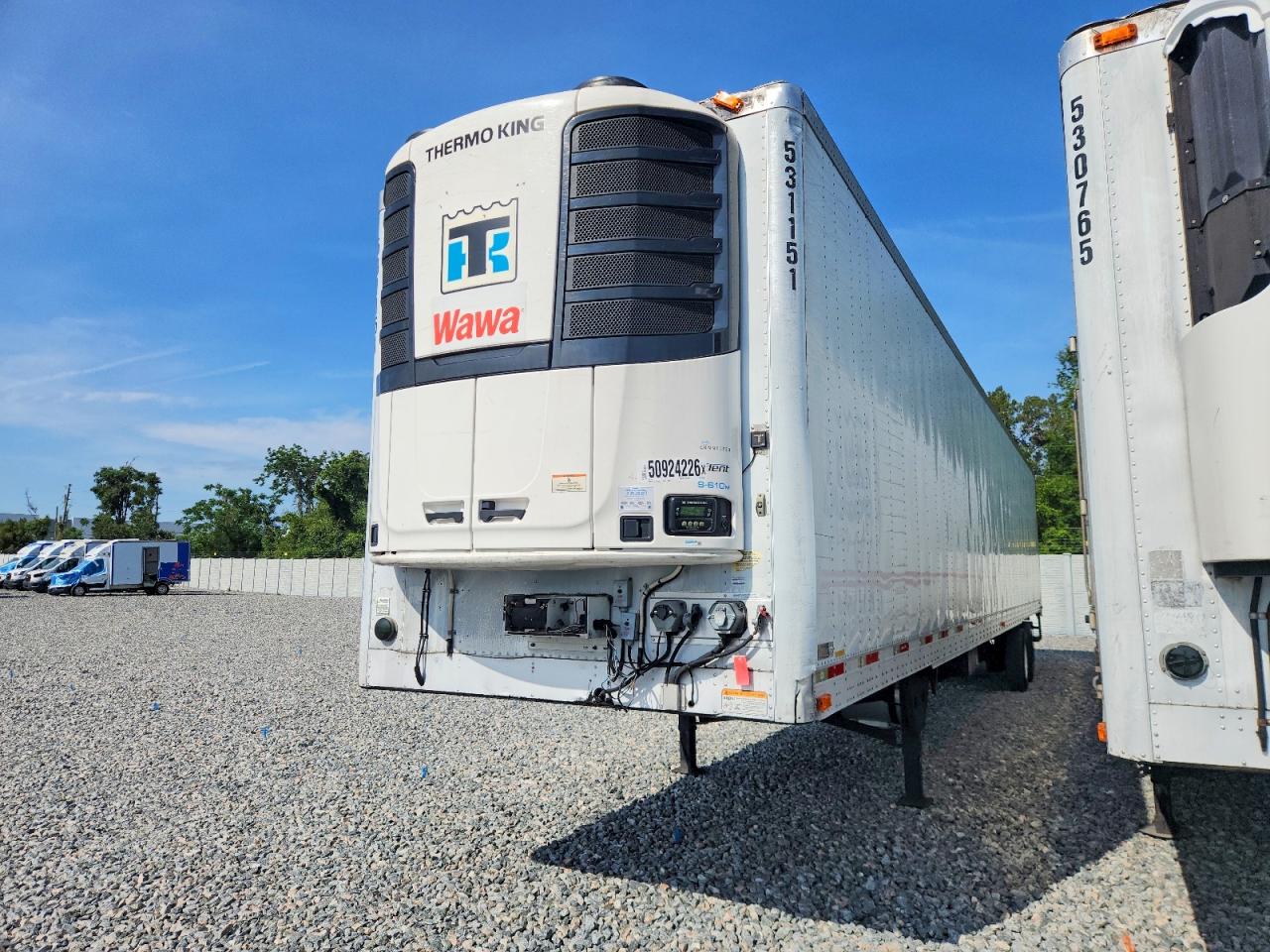 2016 UTILITY All models VIN 1UYVS2532GM544504 photo 2