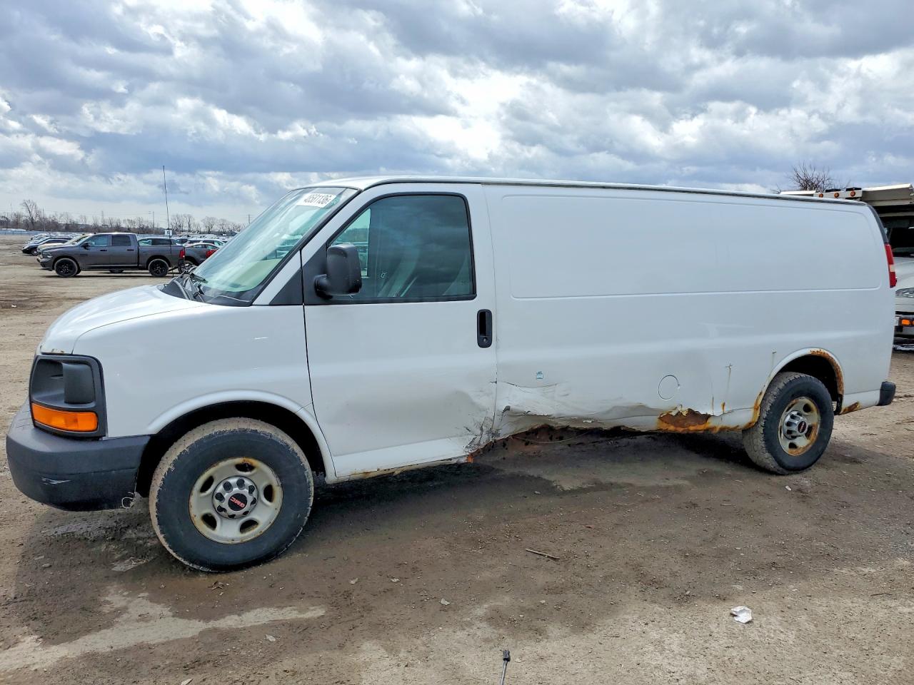 2014 GMC Savana VIN 1GTW7GCA0E1143549 photo 1