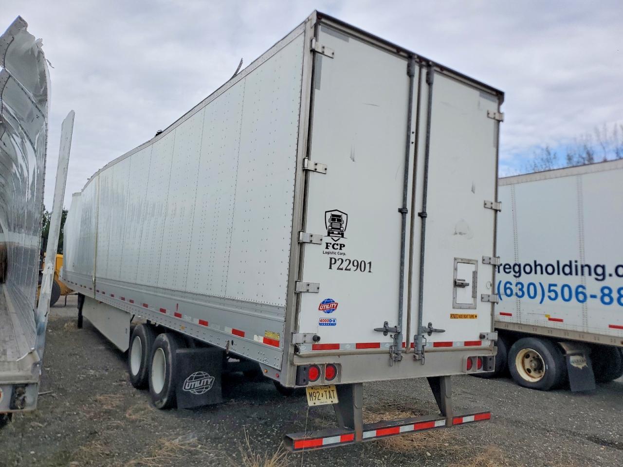 2023 UTILITY Utility tr VIN 1UYVS2537P7889901 photo 3