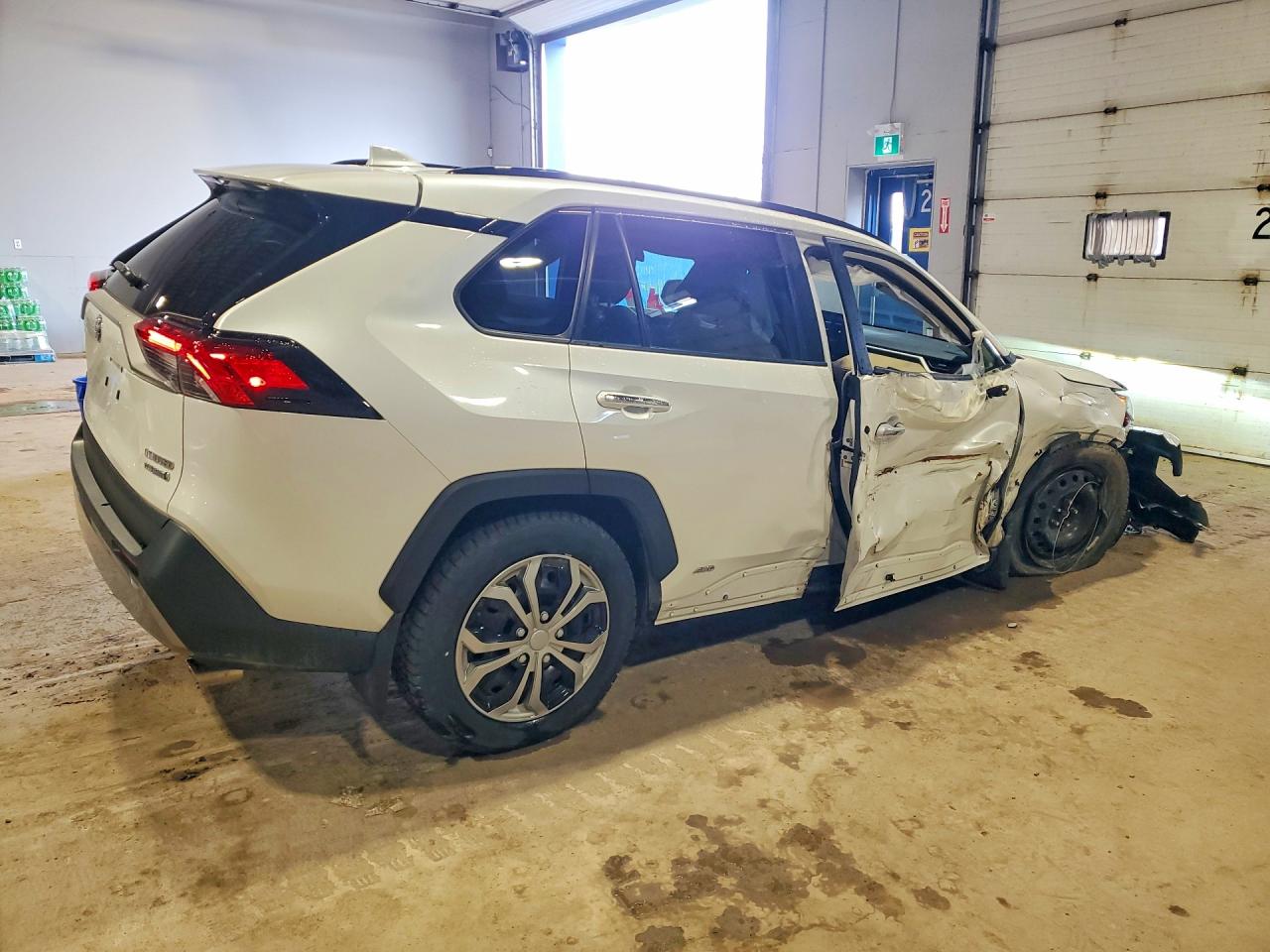 2024 Toyota Rav4 VIN 2T3DWRFV2RW243728 photo 3