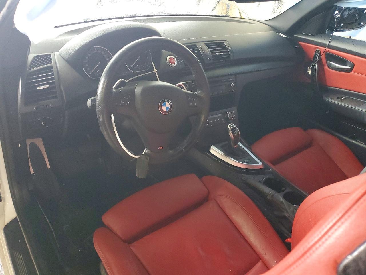 2012 BMW 1 series VIN WBAUC9C58CVM12028 photo 8