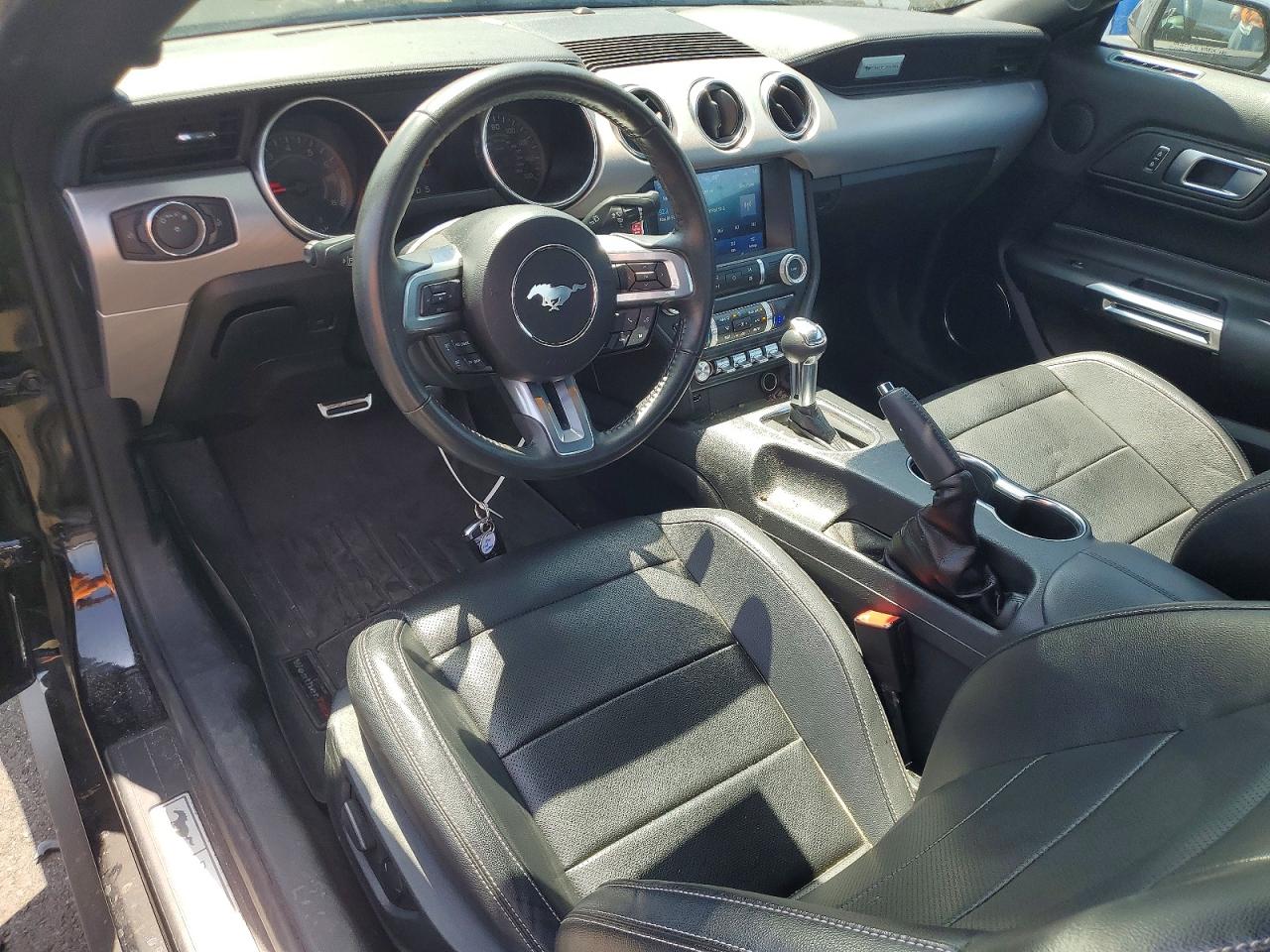 2022 Ford Mustang VIN 1FA6P8THXN5129403 photo 8