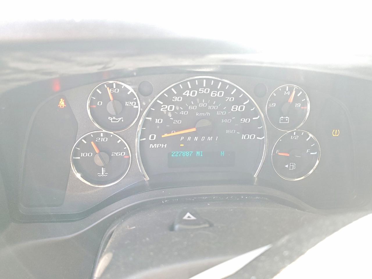 2023 Chevrolet Express VIN 1GAZGNFP2P1104166 photo 9