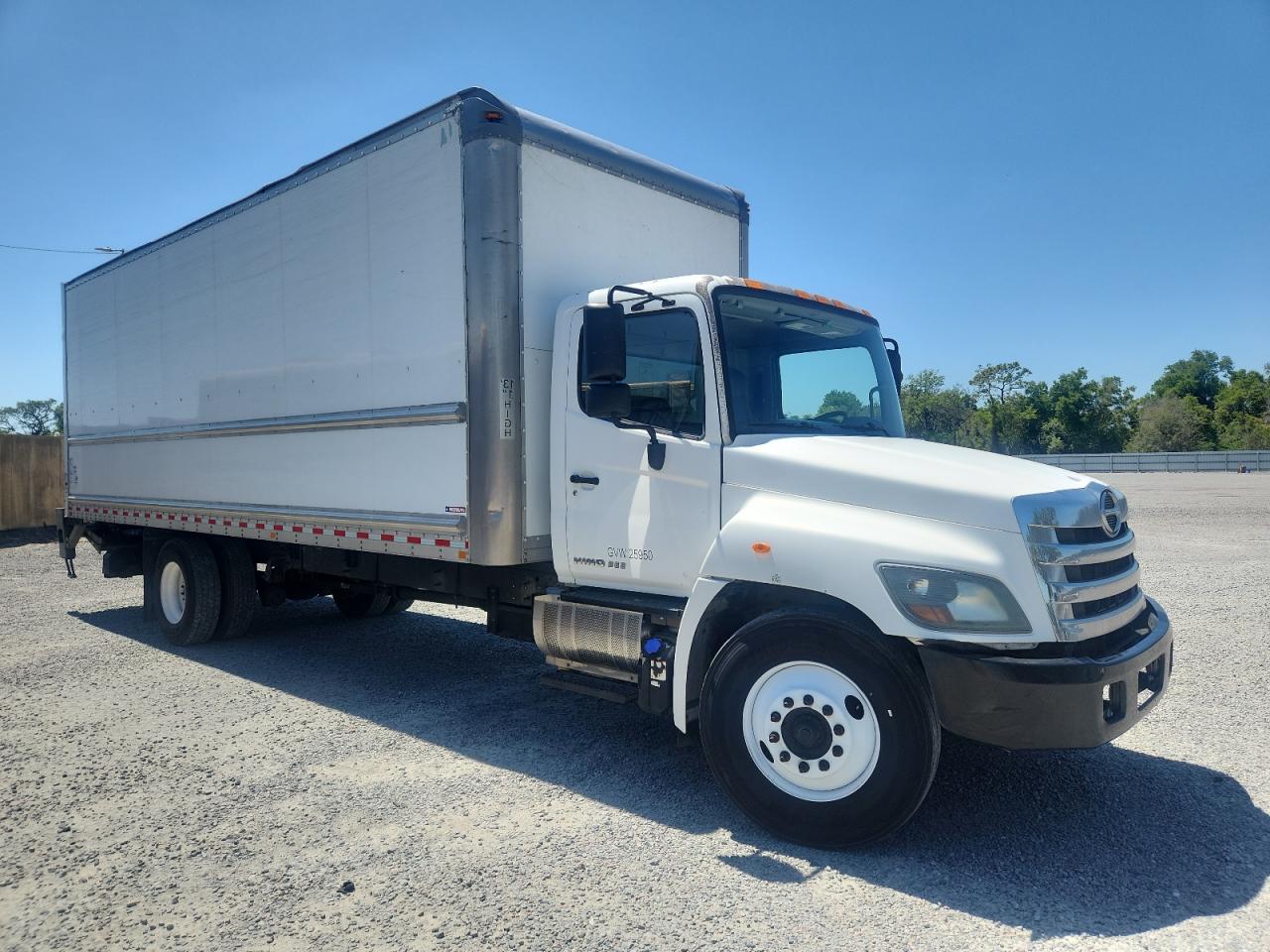 2018 HINO All other VIN 5PVNJ8JV1J4S67007 photo 1