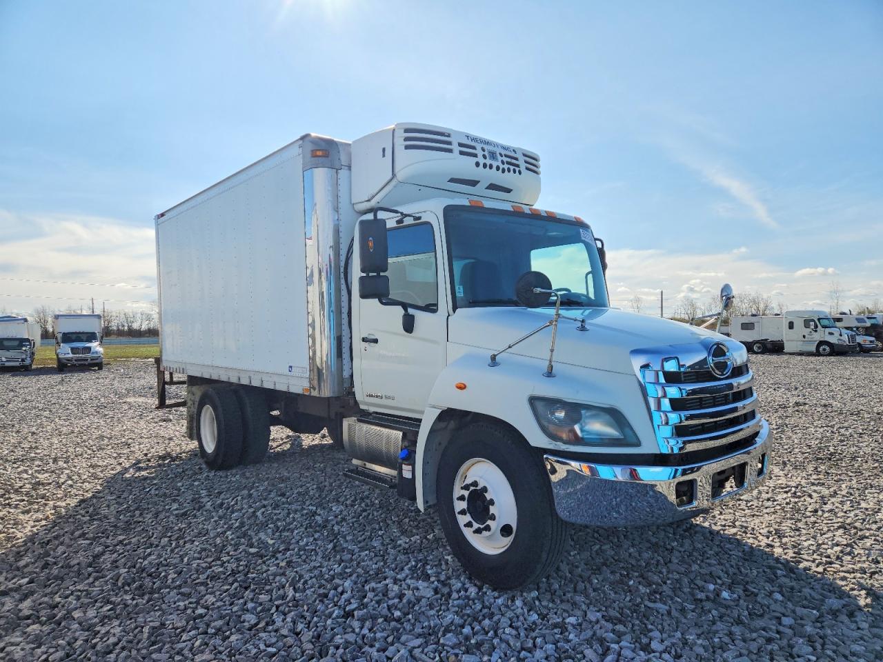 2015 HINO All other VIN 5PVNE8JTXF4S56209 photo 1