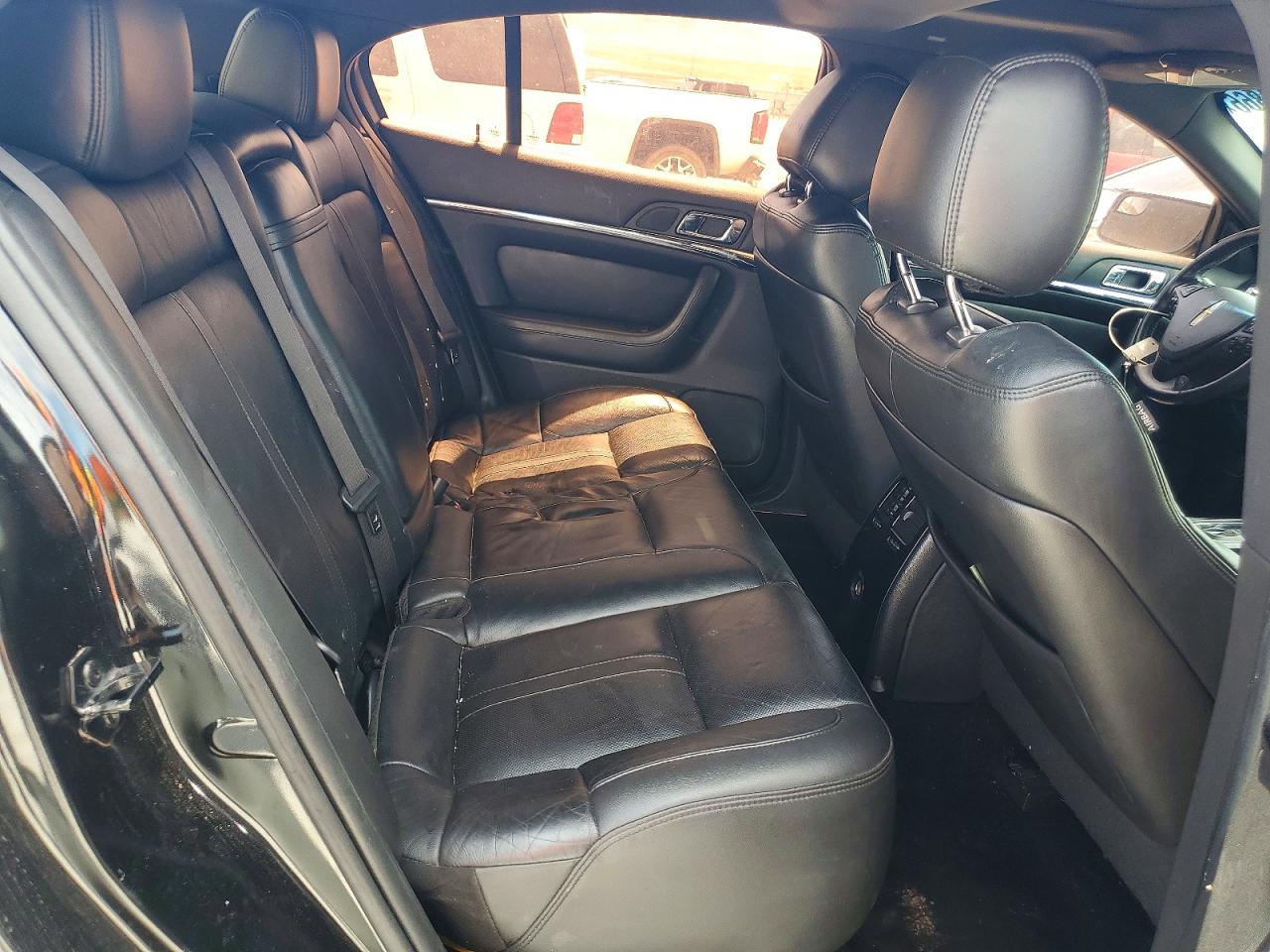 2014 LINCOLN Mks VIN 1LNHL9DKXEG604286 photo 10