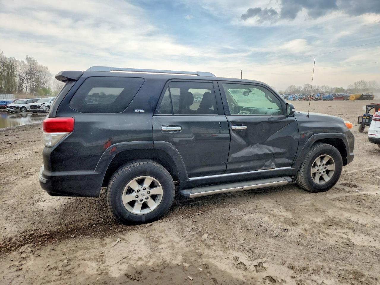 2013 Toyota 4runner VIN JTEBU5JR2D5137727 photo 3