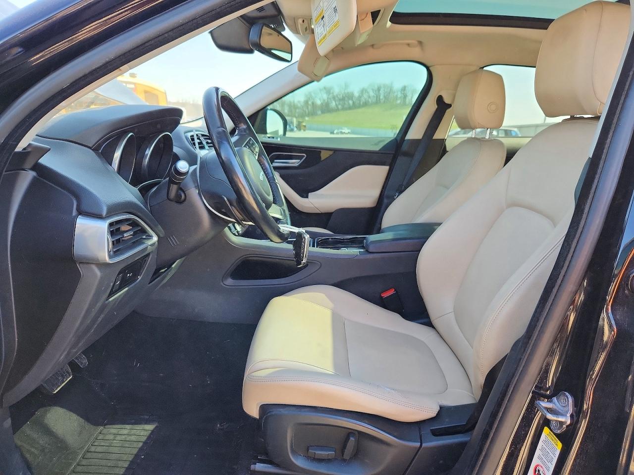 2017 F-pace VIN SADCJ2BV0HA047229 photo 7