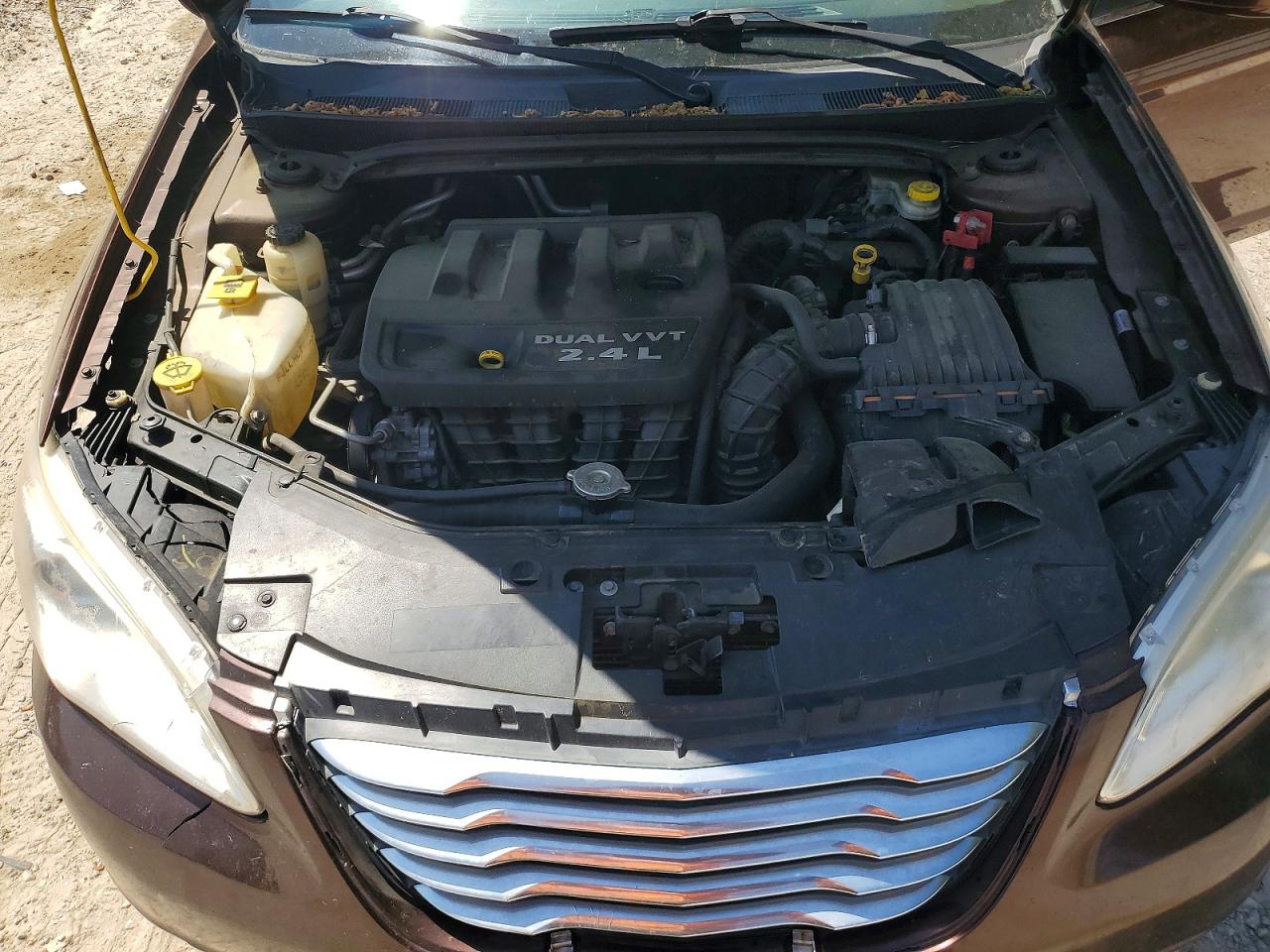 2012 Chrysler 200 VIN 1C3CCBABXCN292266 photo 11