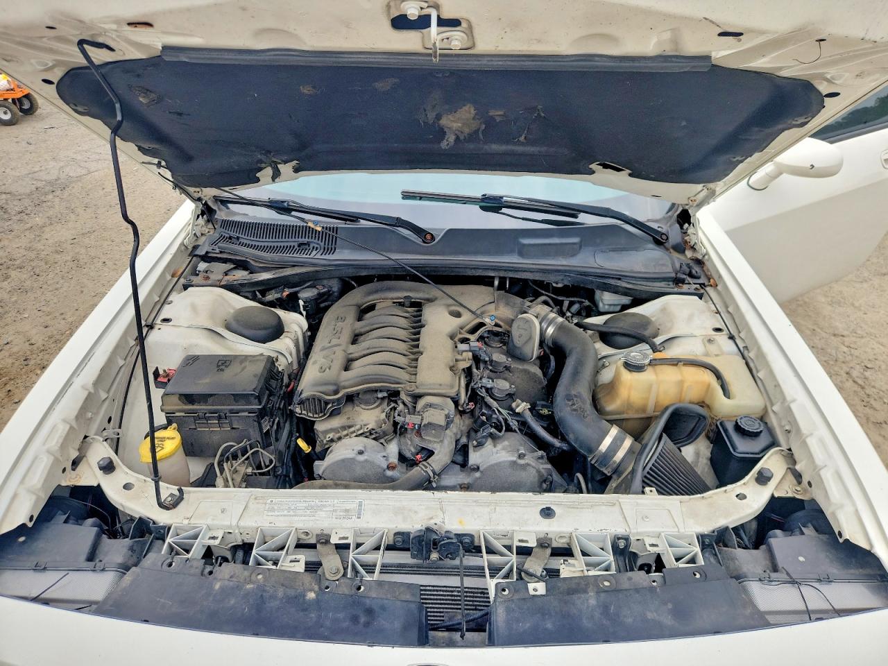 2009 Dodge Challenger VIN 2B3LJ44V49H504309 photo 11