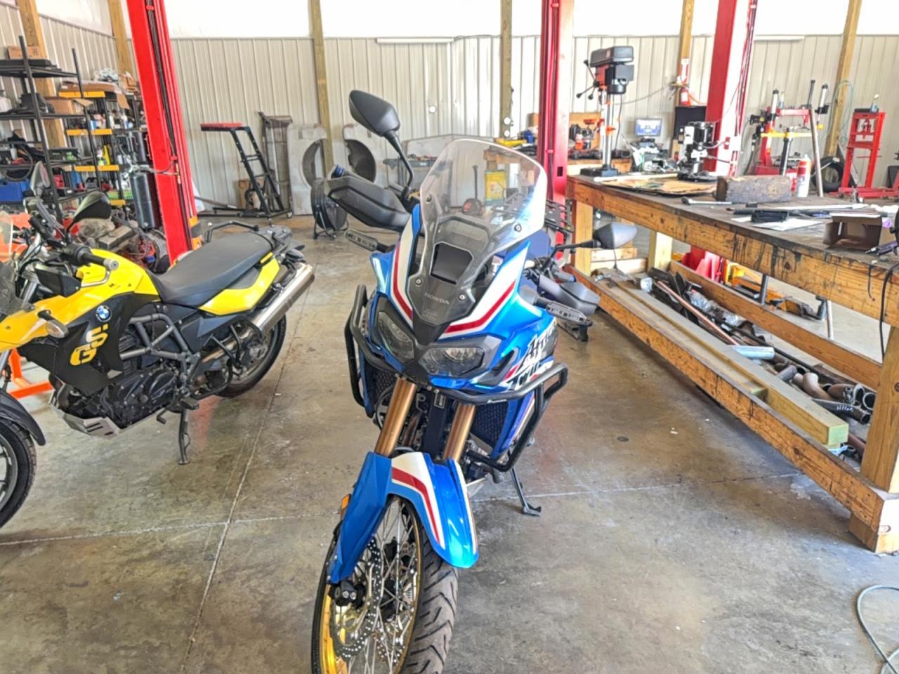 2019 Honda Crf cycle VIN JH2SD0404KK300047 photo 6