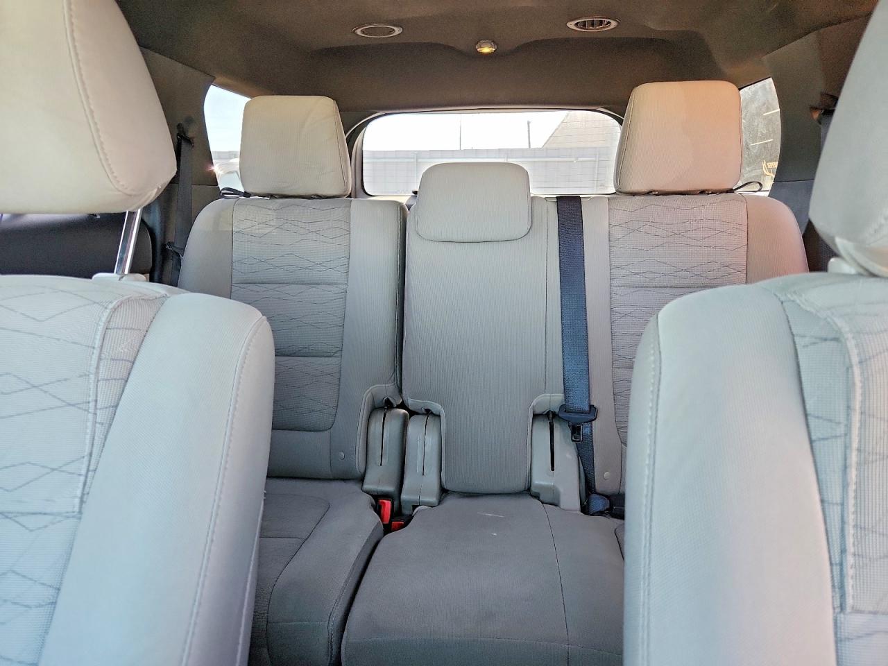 2013 Ford Explorer VIN 1FM5K8B88DGC45509 photo 10