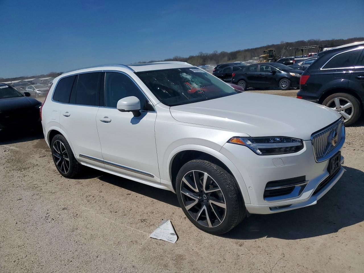 2023 VOLV Xc90 VIN YV4L12PN3P1904661 photo 4