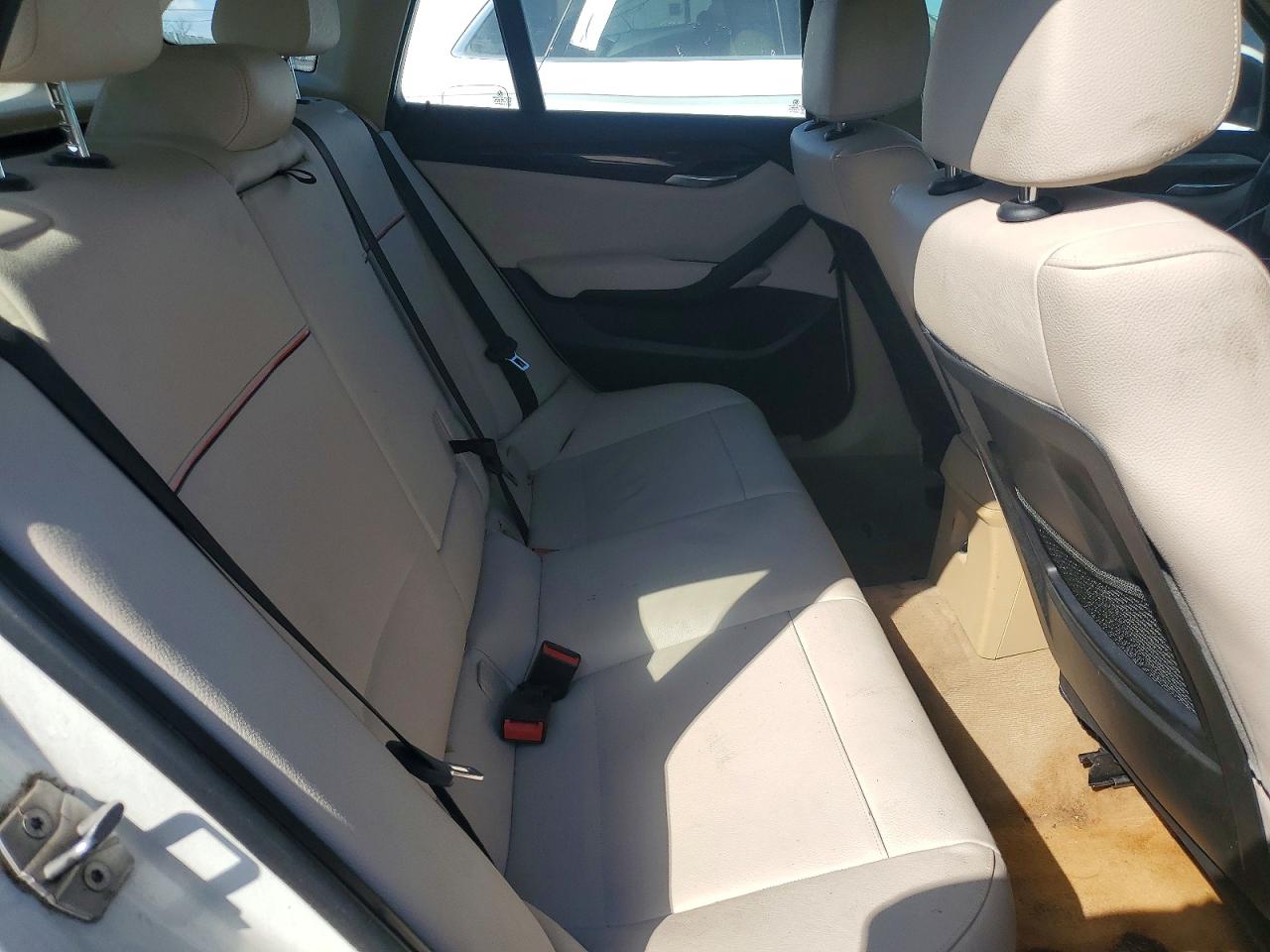 2013 BMW X1 VIN WBAVL1C52DVR83876 photo 11