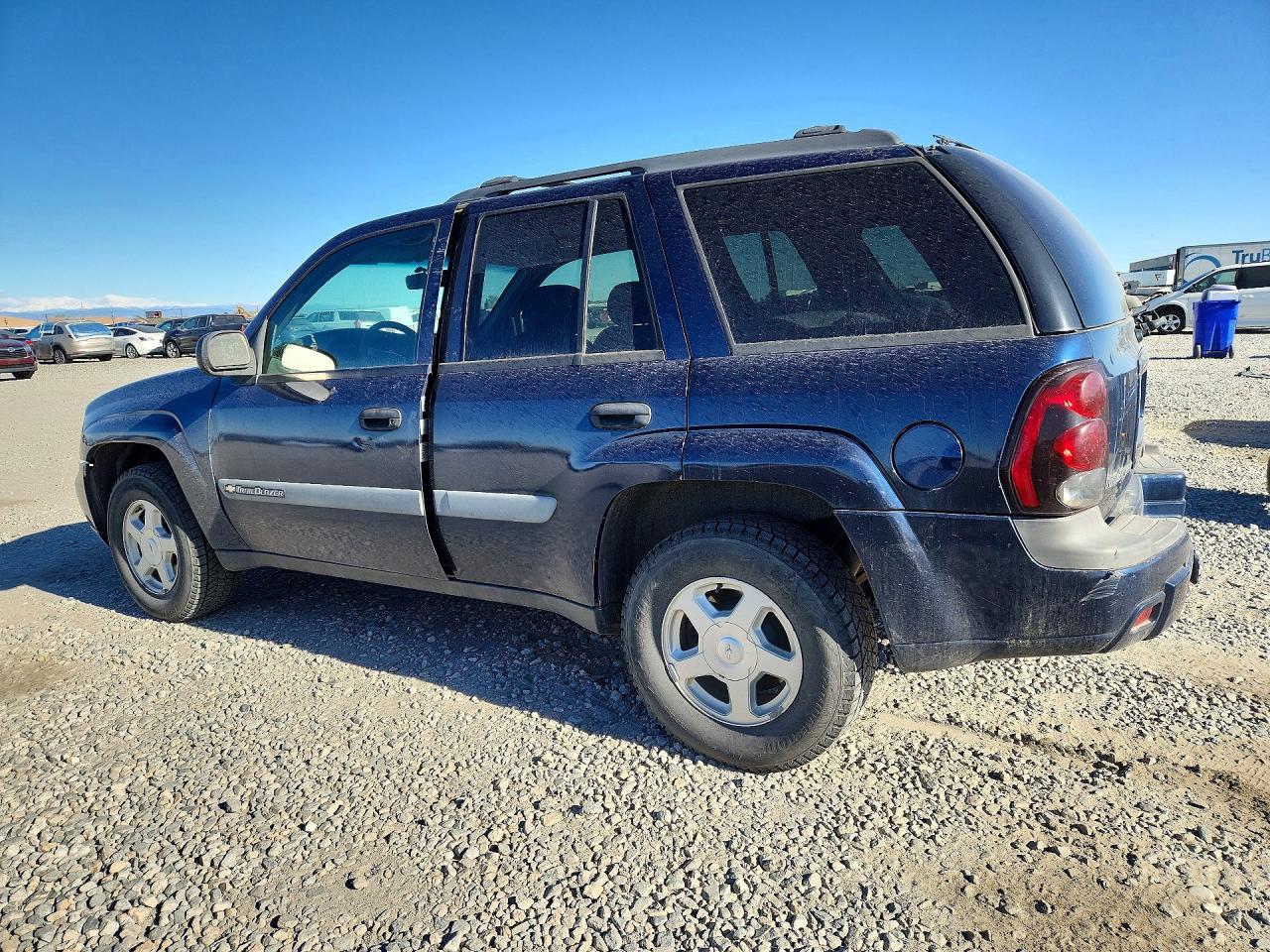 2003 Chev Trailblaze VIN 1GNDT13S932126188 photo 2