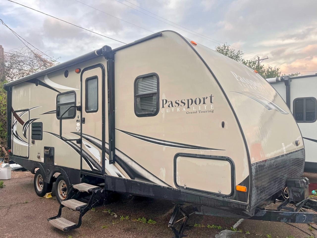 2014 KEYSTONE Passport u VIN 4YDT22525ET414780 photo 1