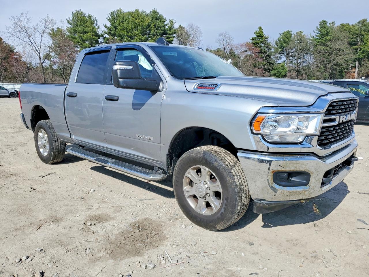 2024 RAM 2500 VIN 3C6UR5DJ3RG406510 photo 4
