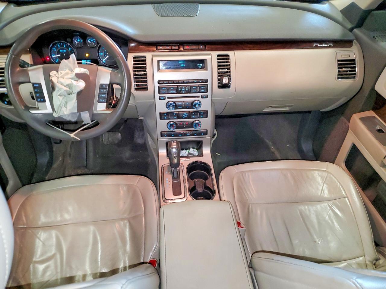 2010 Ford Flex VIN 2FMHK6CC6ABD01759 photo 8