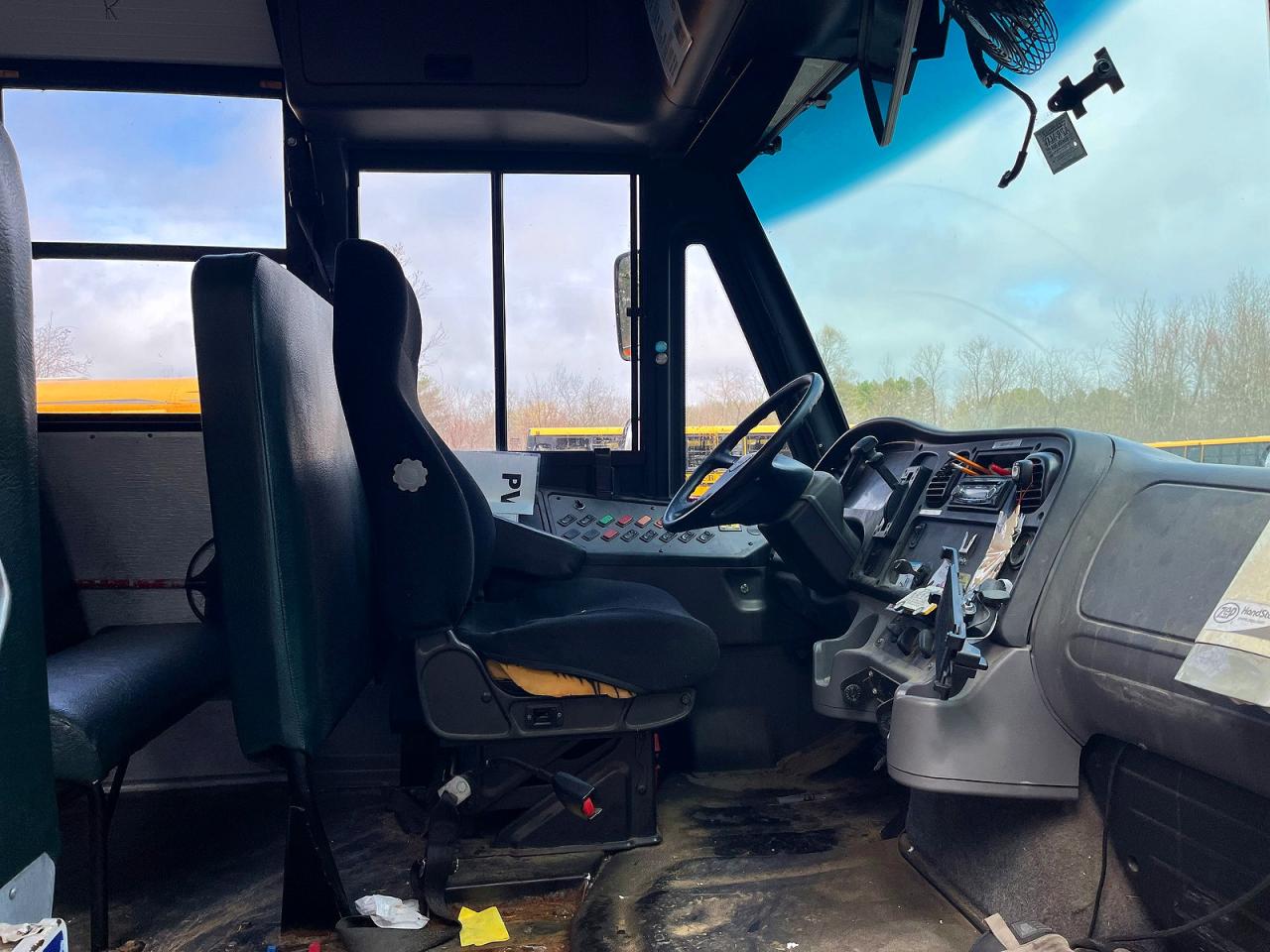 2015 FREIGHTLINER All other VIN 4UZABRDU7FCGJ8499 photo 5