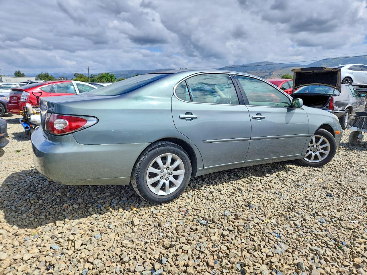 2004 Lexus Es330 VIN JTHBA30G845007189 photo 3