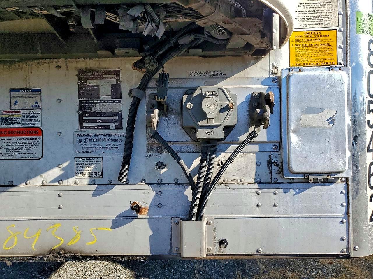 2017 UTILITY Trailer VIN 1UYVS2535HU854227 photo 8