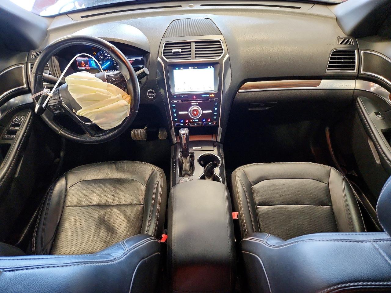 2017 FORD Explorer VIN 1FM5K8F81HGC68260 photo 8