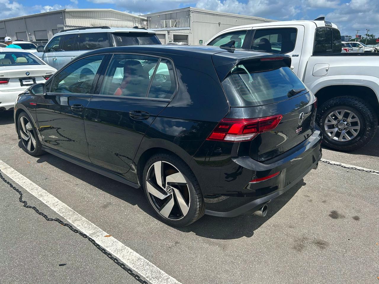 2024 Volkswagen Gti VIN WVWGA7CD2RW219328 photo 3