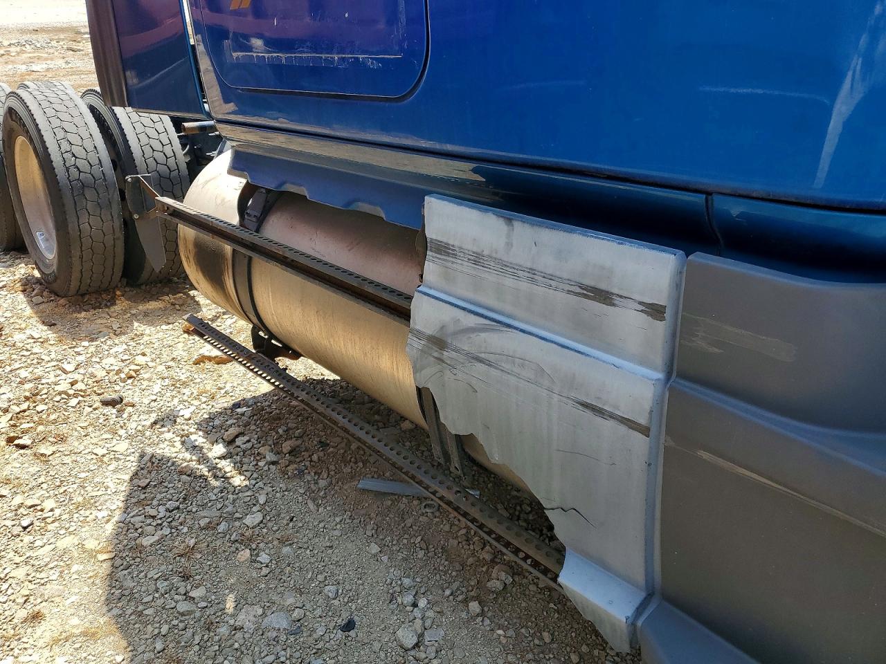 2019 FREIGHTLINER All other VIN 3AKJHHDR6KSKD3301 photo 9