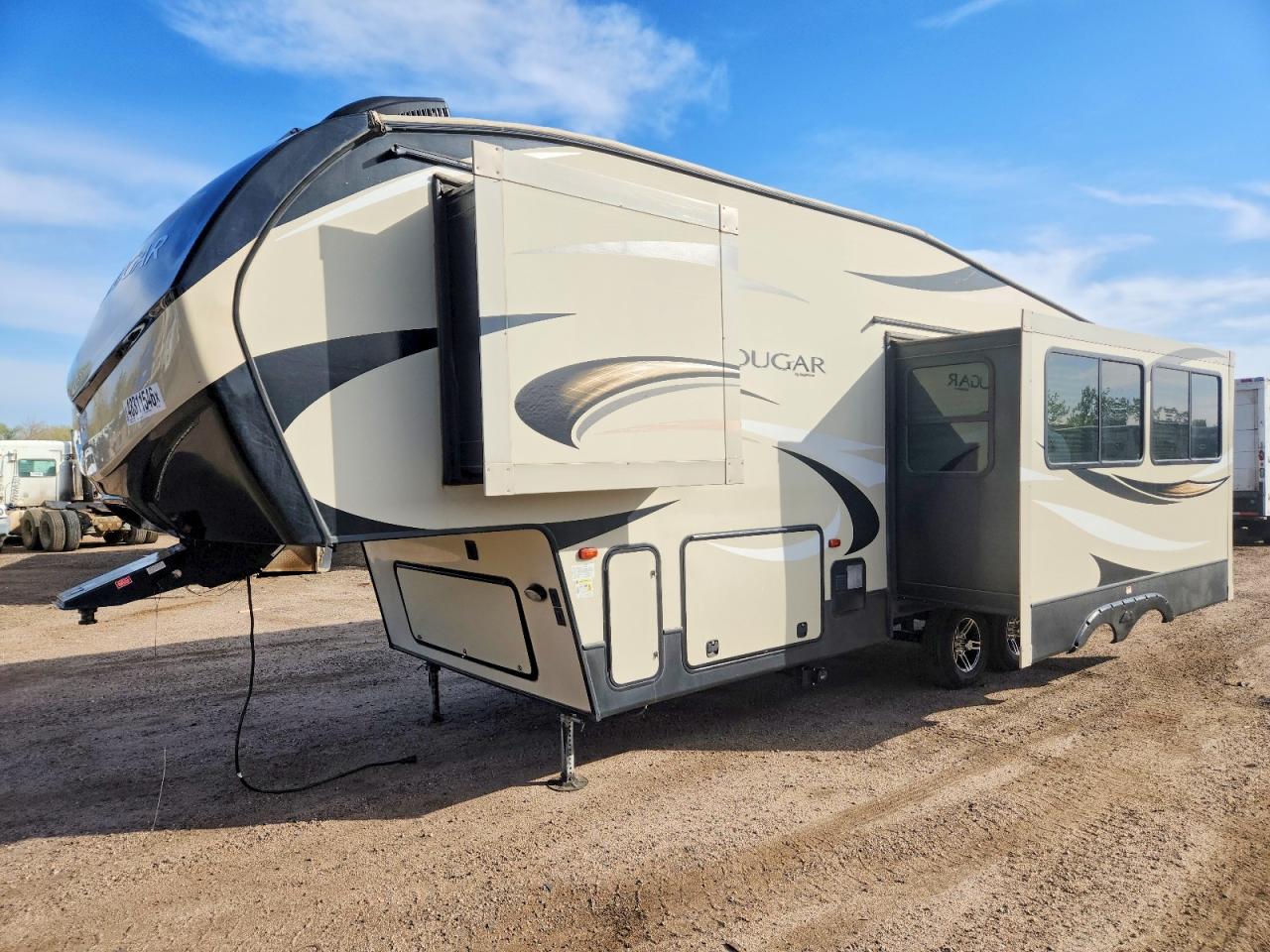 2019 KEYSTONE Cougar VIN 4YDF25R21KV505781 photo 2