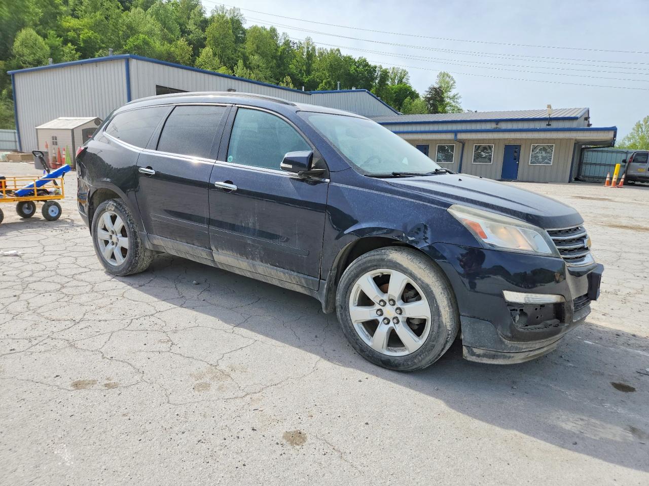 2016 CHEV Traverse VIN 1GNKVGKD3GJ245793 photo 4