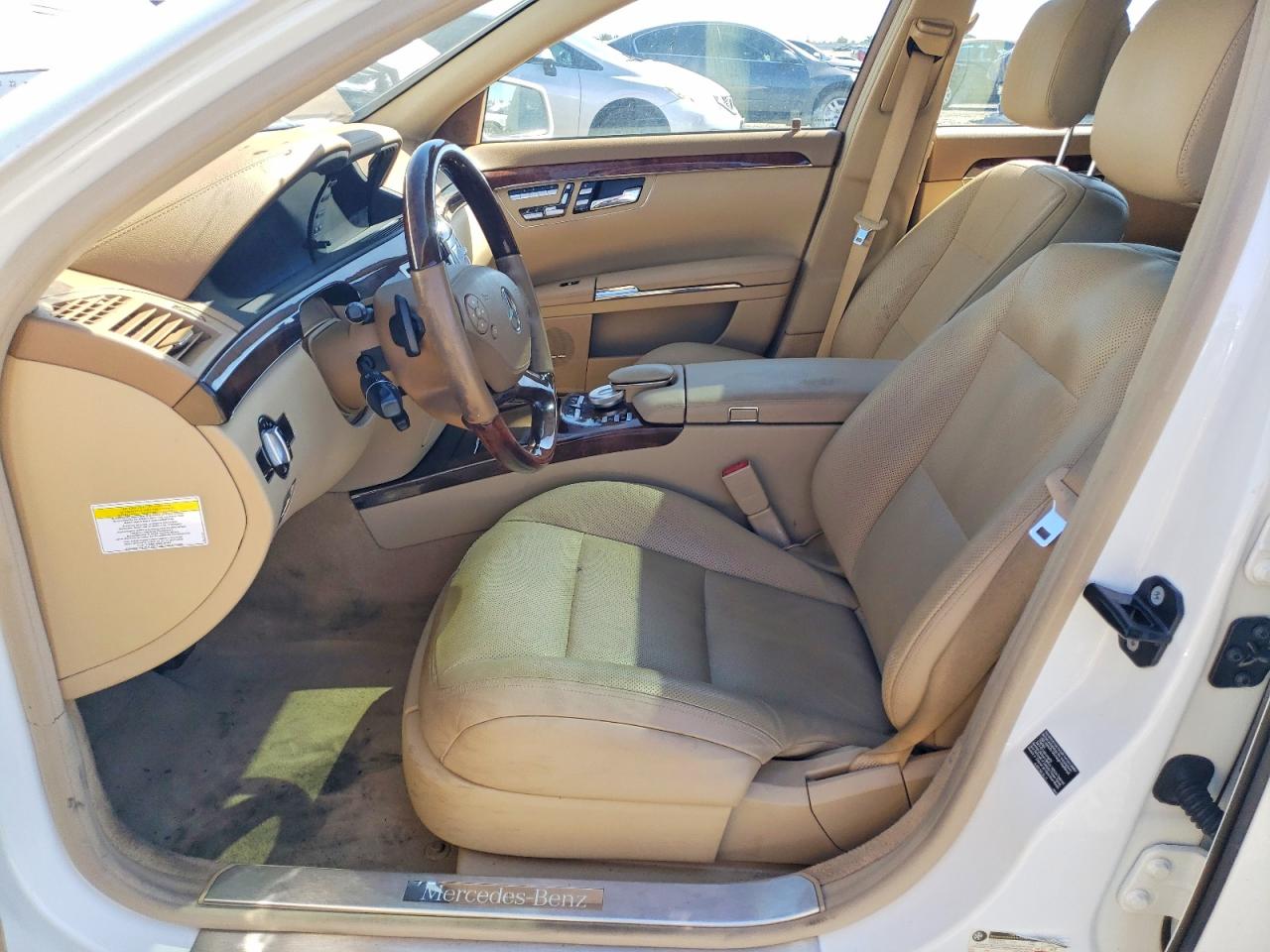 2013 Mercedes-Benz S class VIN WDDNG7DB2DA503881 photo 7