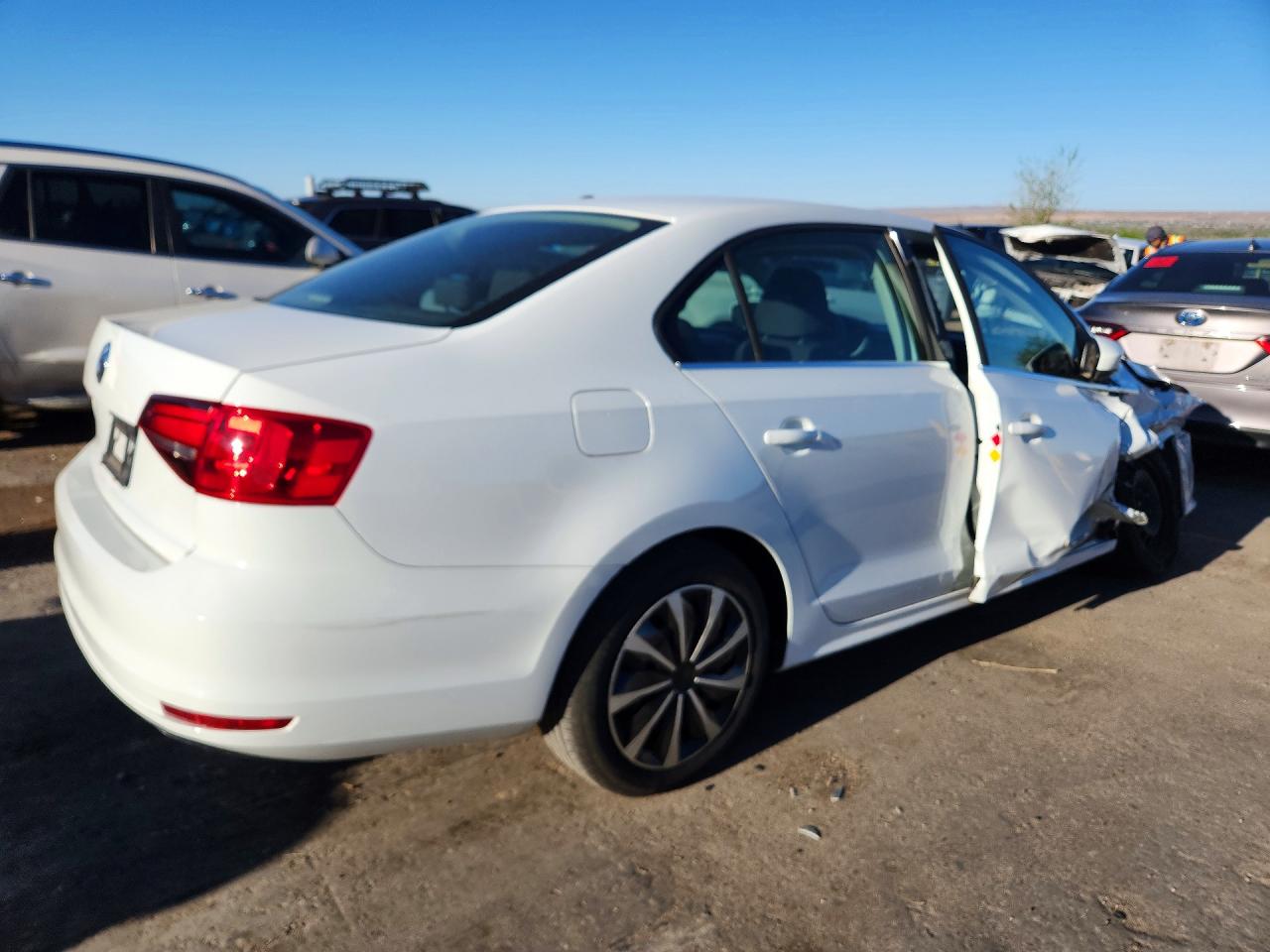 2017 Volkswagen Jetta VIN 3VW167AJ8HM393982 photo 3