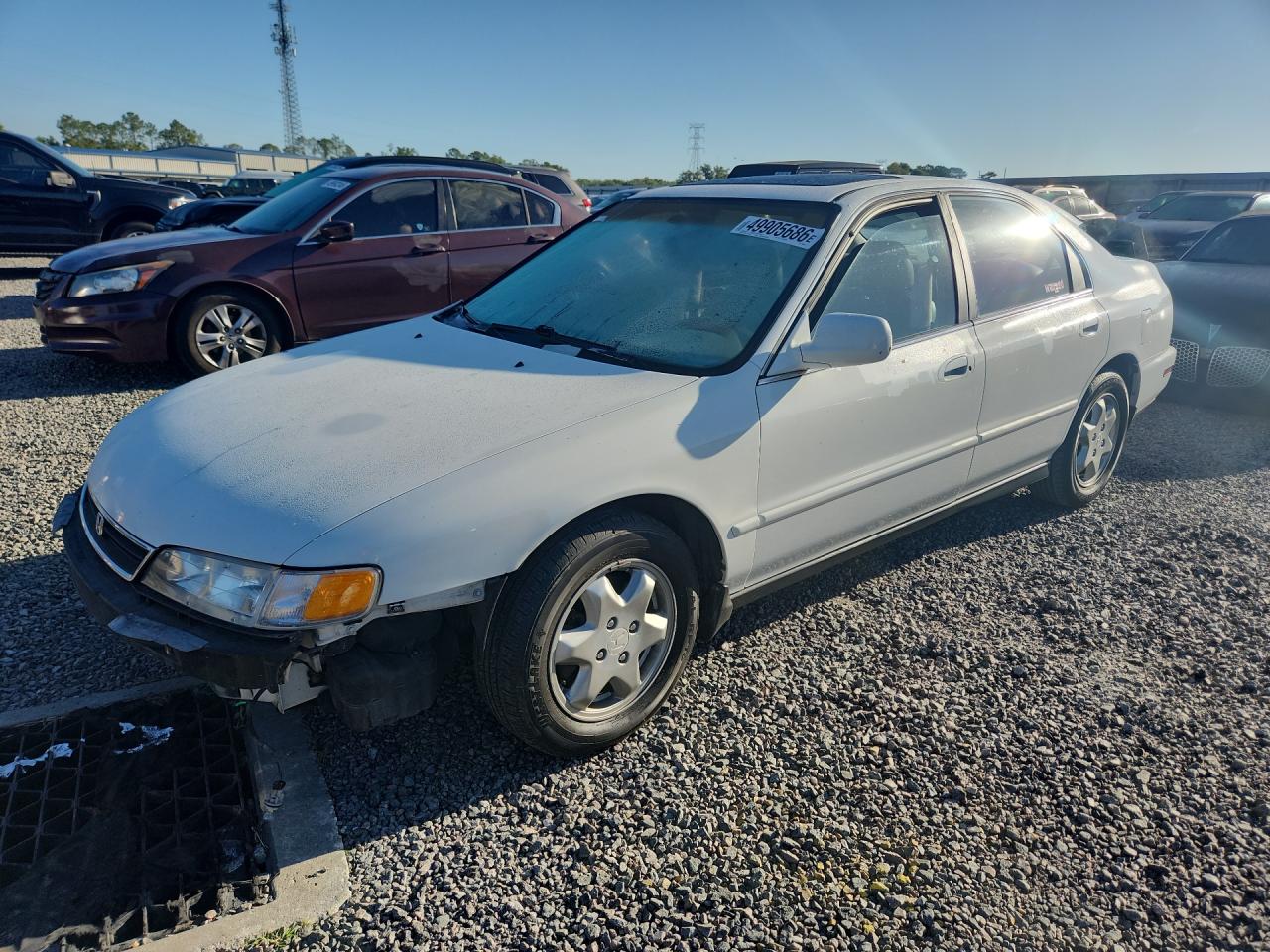 1997 Honda Accord VIN 1HGCE6673VA020042 photo 1