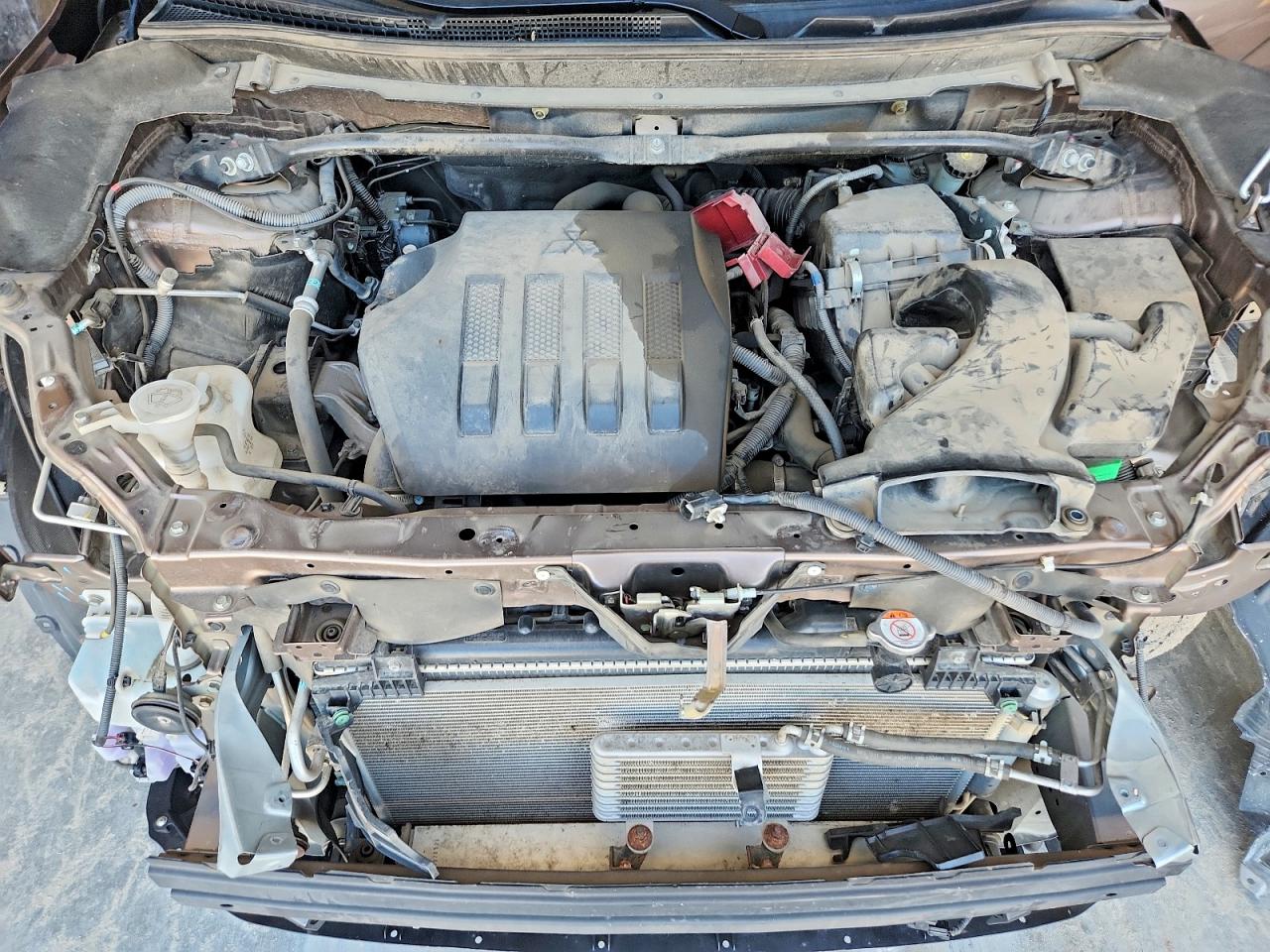 2018 Mitsubishi ECLIPSE VIN JA4AT5AA1JZ037940 photo 12