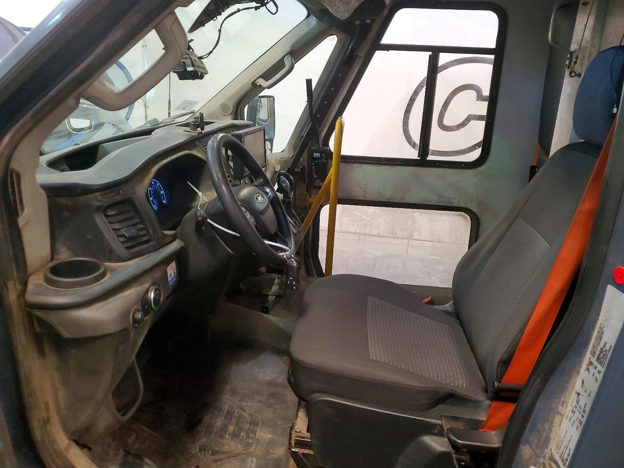2021 Ford Transit VIN 1FDDF6P80MKA92215 photo 7