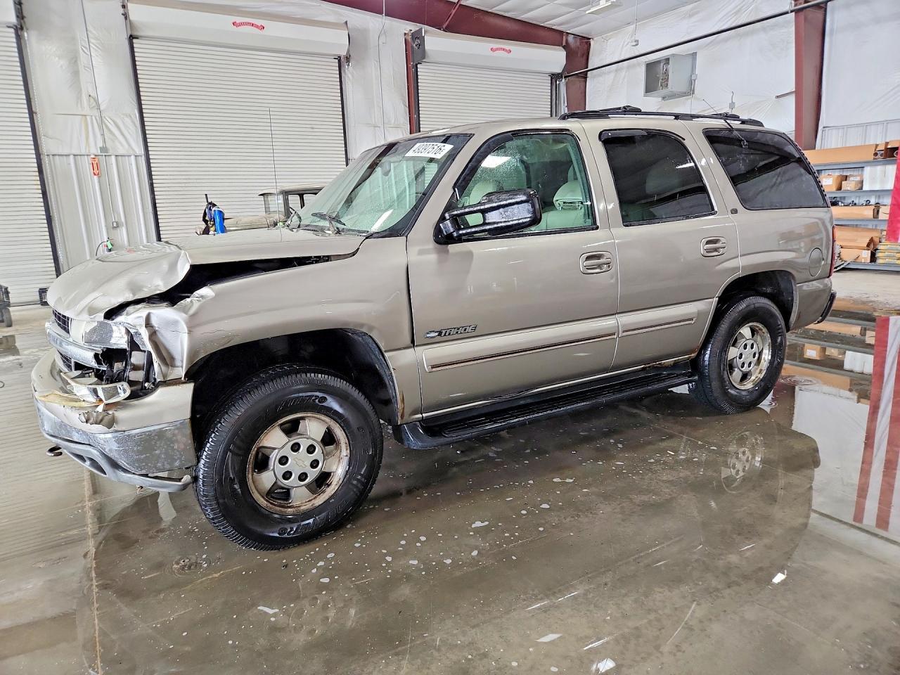 2001 Chevrolet Tahoe VIN 1GNEK13T21J142543 photo 1