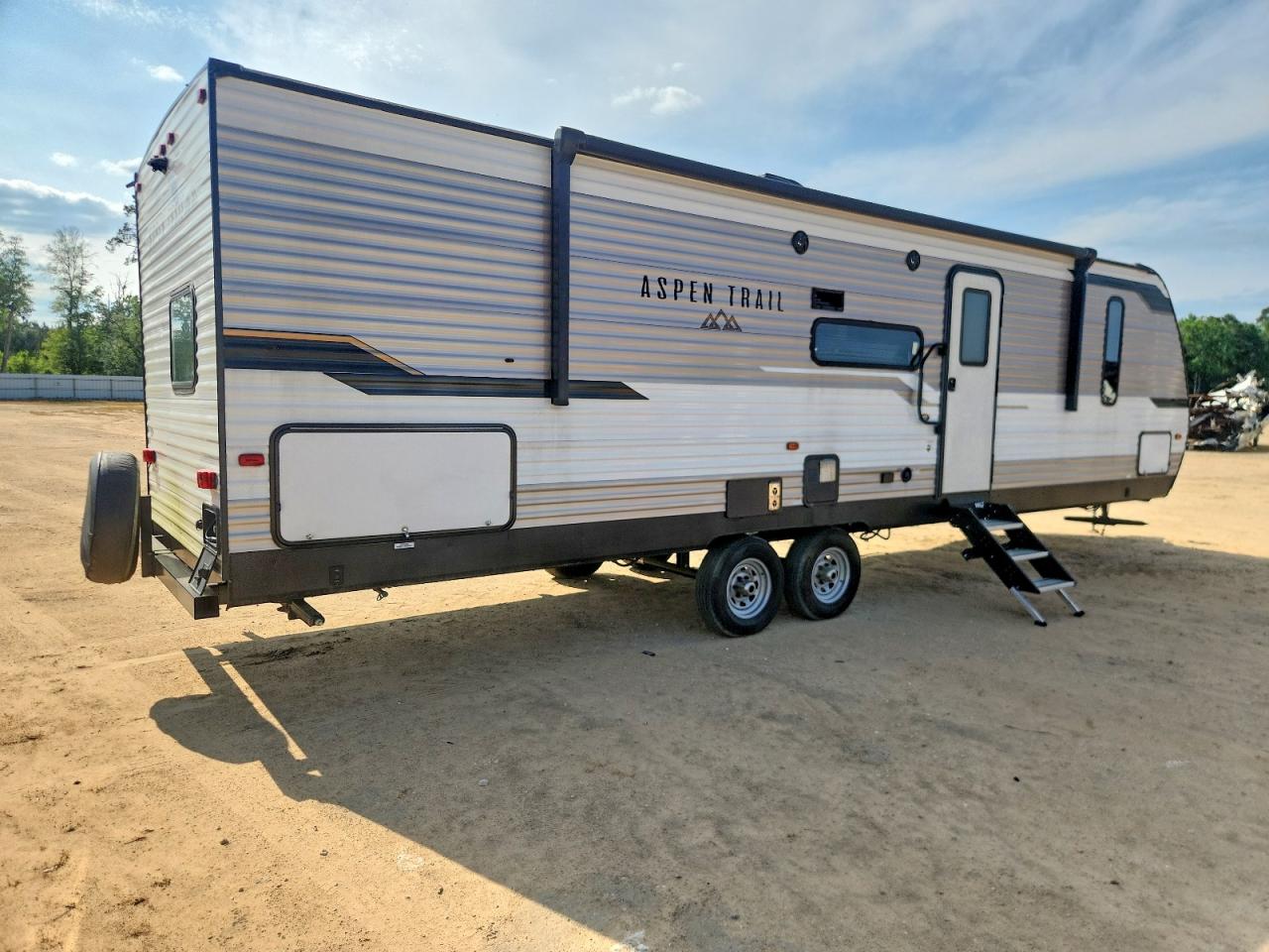 2021 KEYSTONE Trailer VIN 4YDT31228M8921685 photo 4