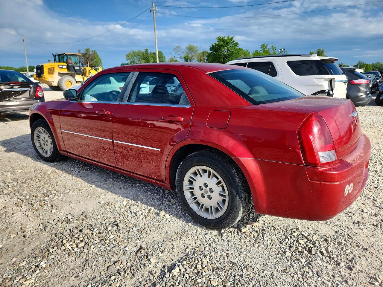 2007 Chrysler 300 VIN 2C3KA43R67H637654 photo 2