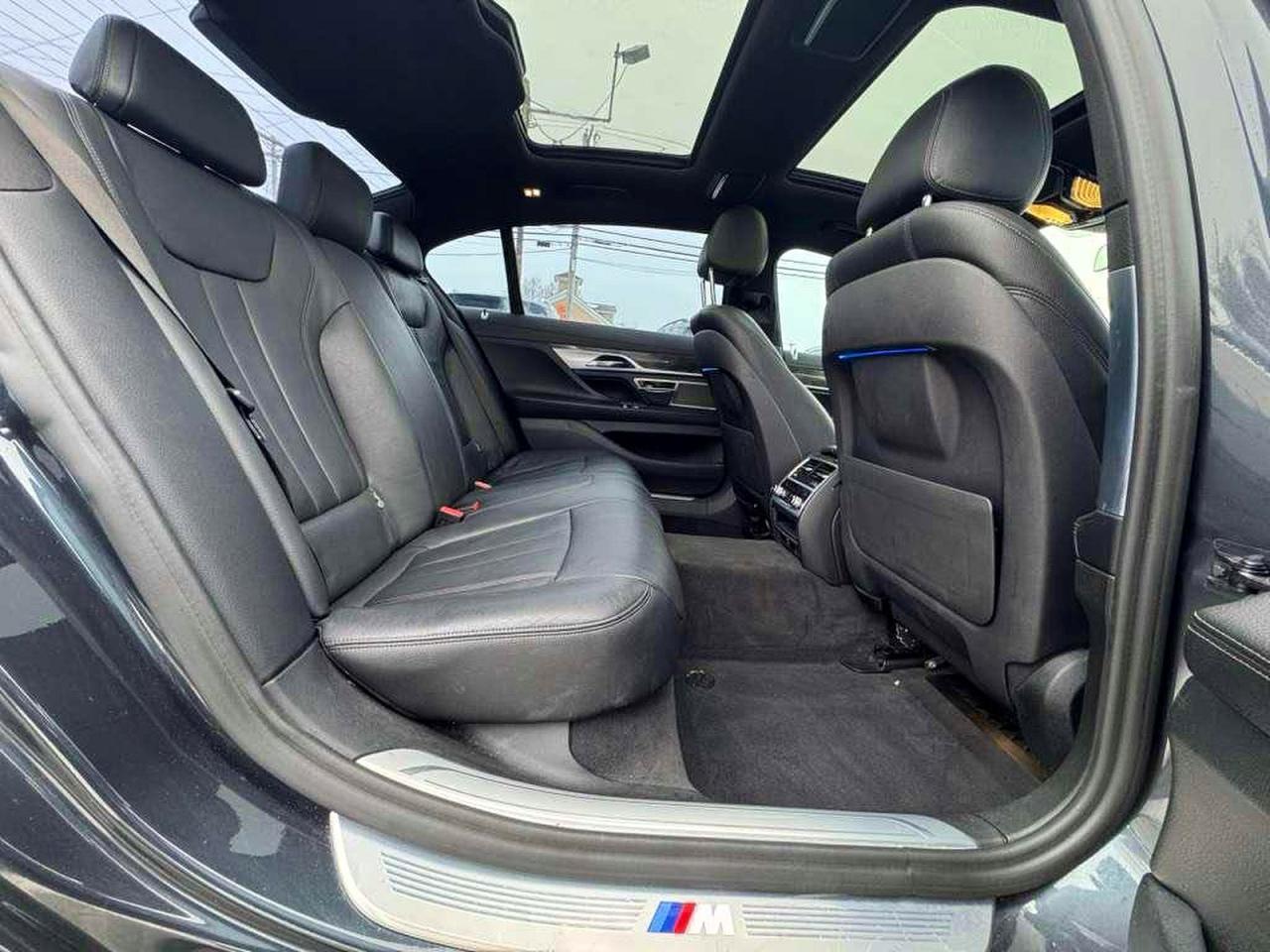 2019 BMW 7 series VIN WBA7E2C58KB218257 photo 6