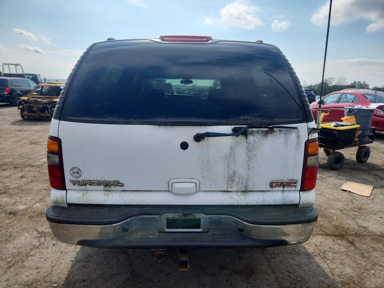 2003 GMC Yukon VIN 1GKGK26U83R302820 photo 6