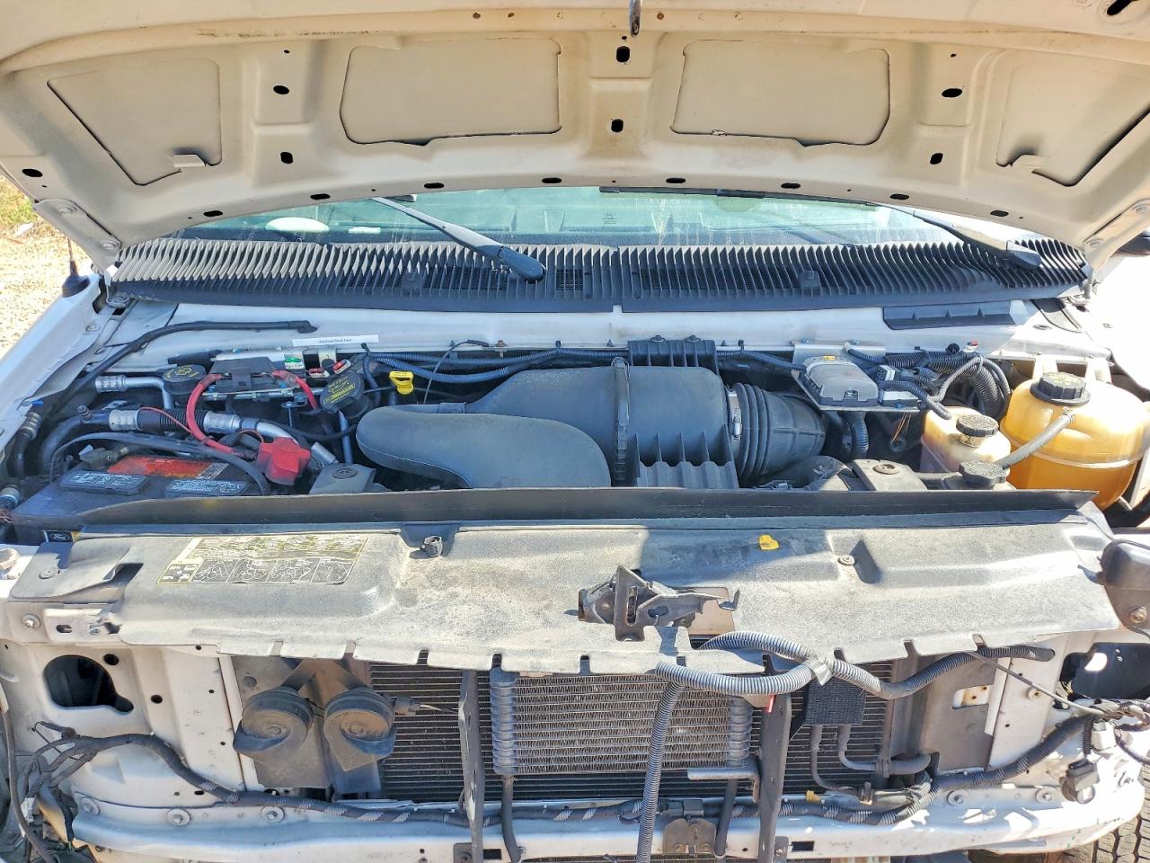 2013 Ford Econoline VIN 1FTNE1EW2DDA77784 photo 12