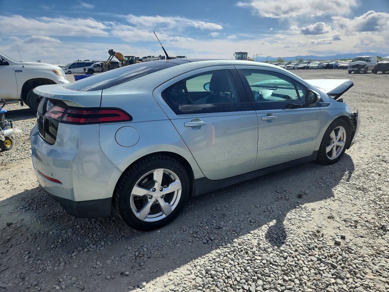 2012 CHEV Volt VIN 1G1RB6E41CU109265 photo 3