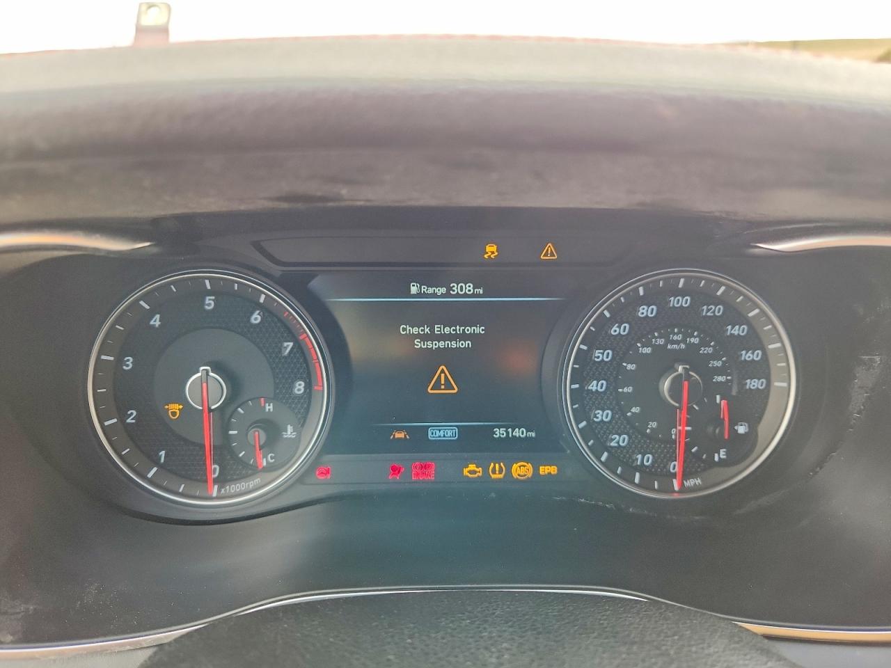 2020 Genesis G70 VIN KMTG34LE1LU058069 photo 9