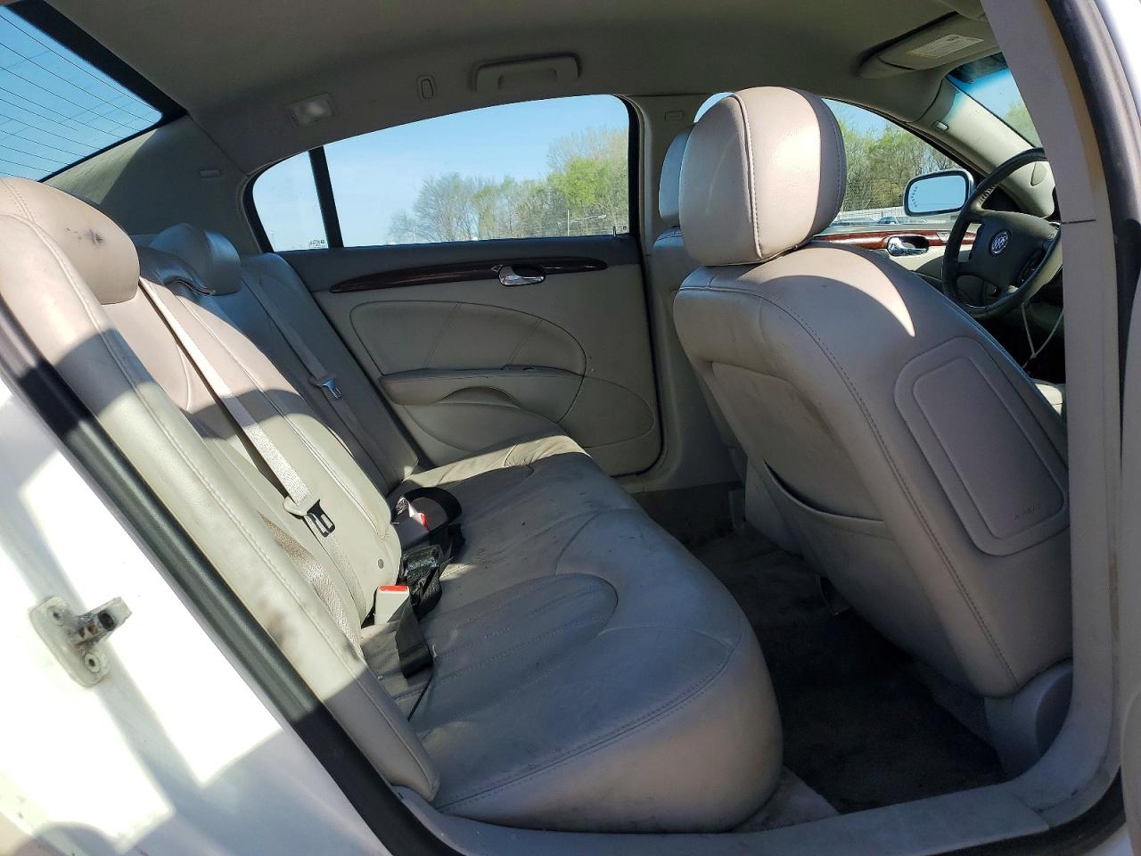 2008 Buick Lucerne VIN 1G4HD57298U180543 photo 10