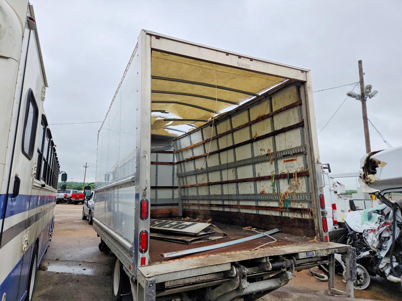 2023 Isuzu Npr VIN 54DC4W1D8PS201399 photo 2