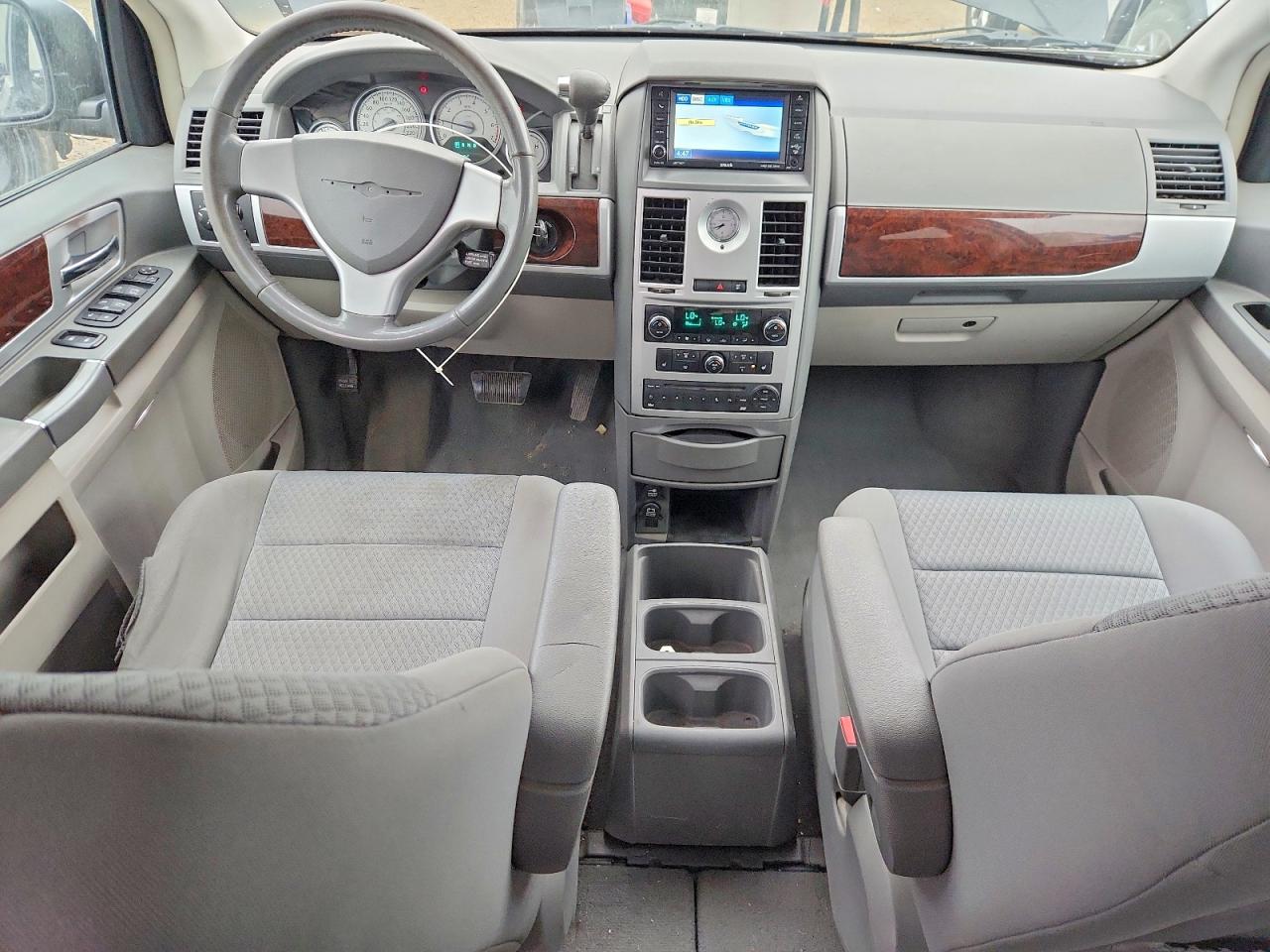 2010 Chrysler Minivan VIN 2A4RR5DX7AR126441 photo 8